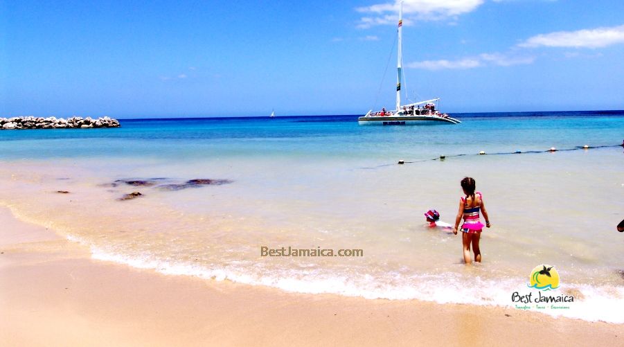 Dunns River Falls Beach